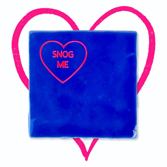 SNOG ME